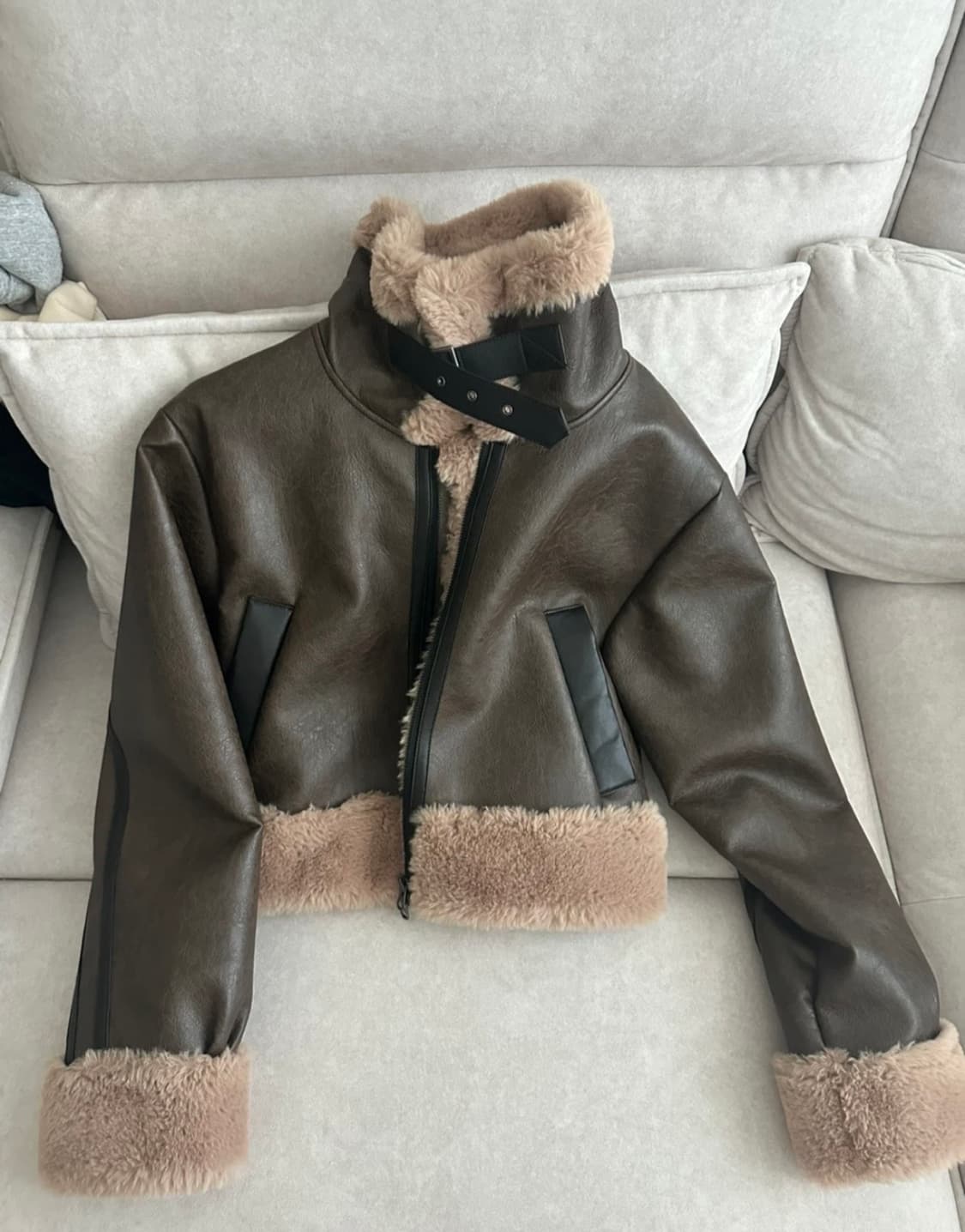 보헤미안서울 무스탕 브라운 상품이미지3