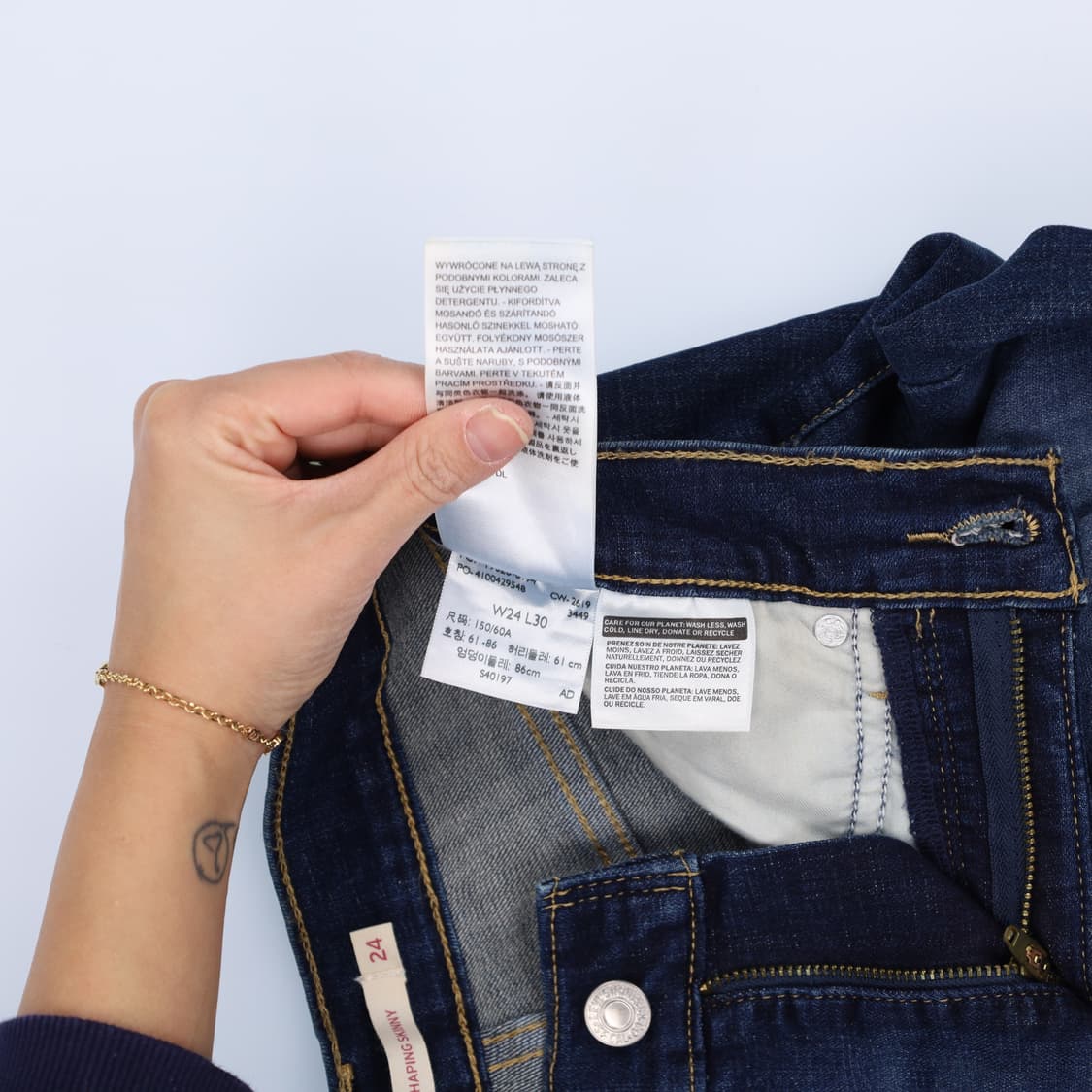 [W24 L30] 리바이스 여성 워싱 스키니 데님팬츠 1217H1 상품이미지6