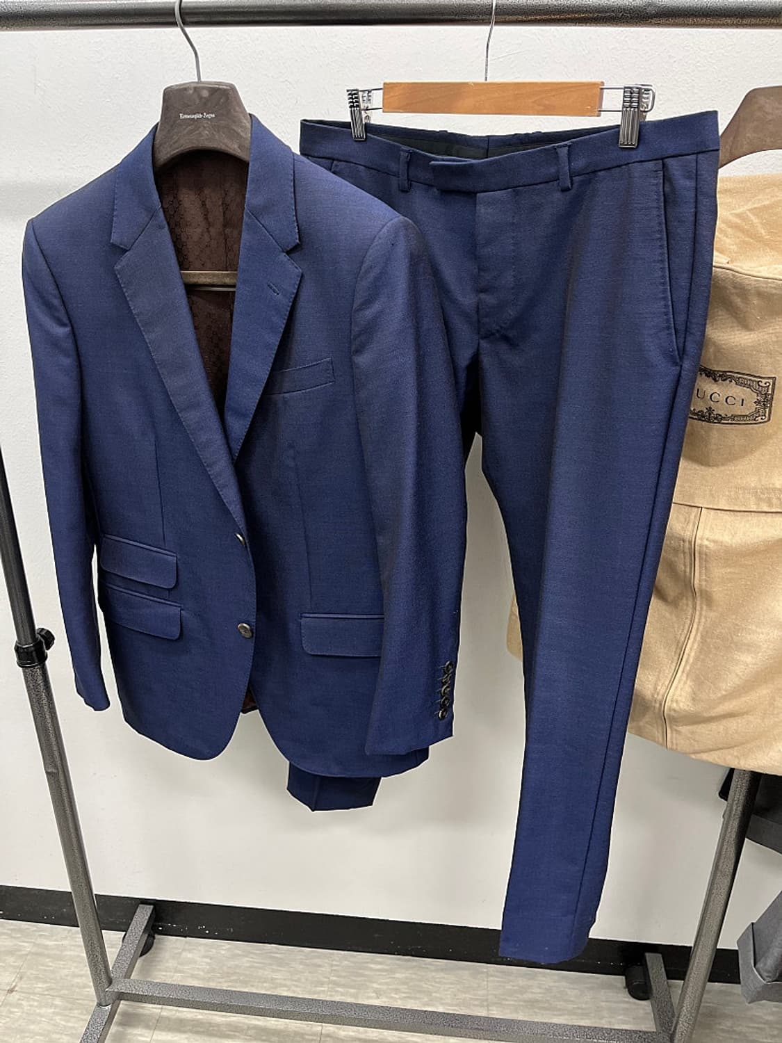 95,31) 구찌 딥블루 셋업슈트  상품이미지1