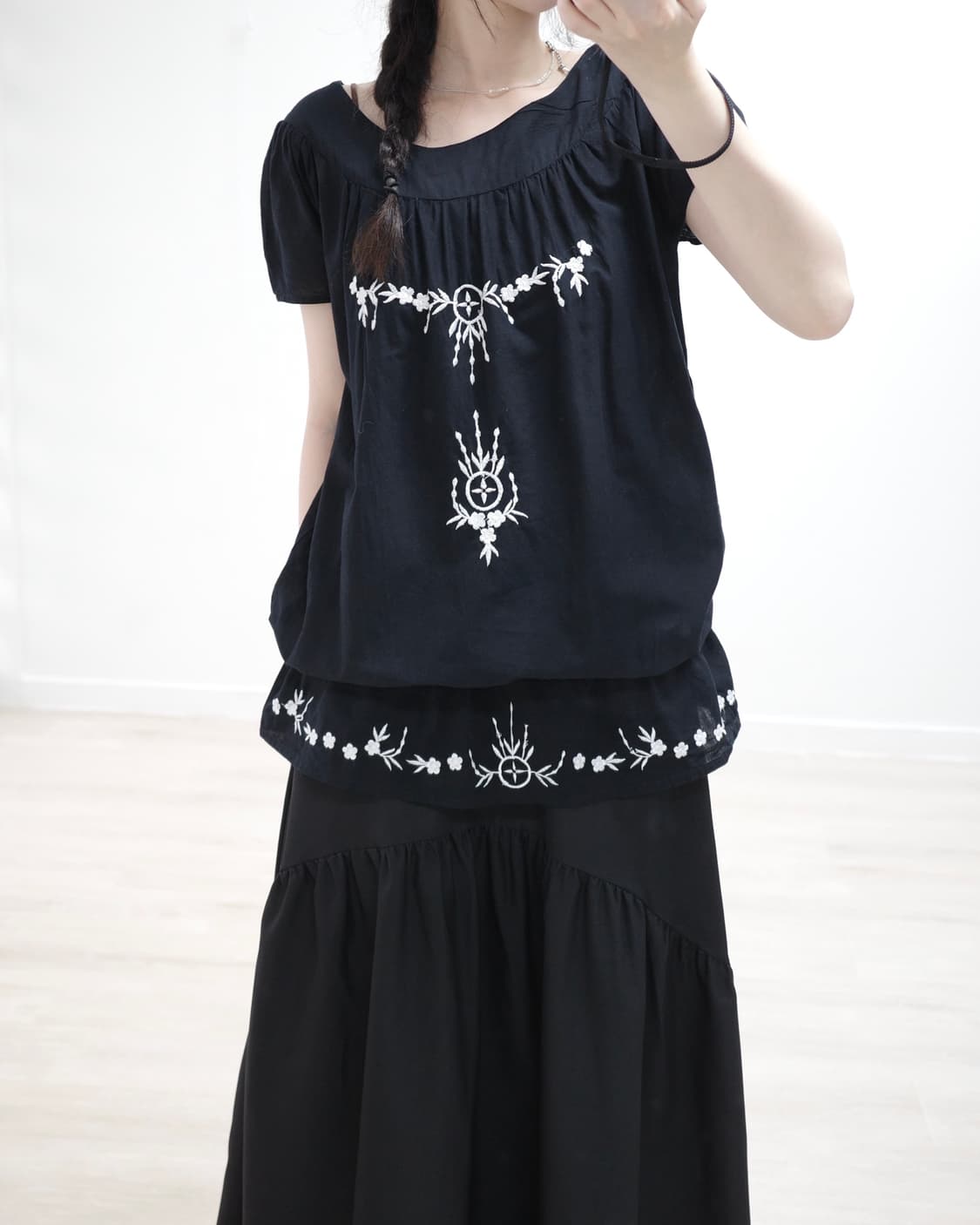 India black vintage blouse 상품이미지1