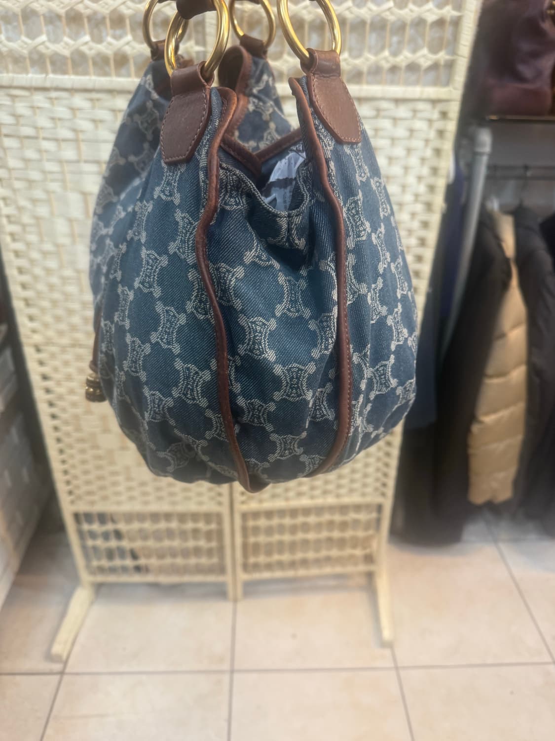 정품 셀린느 피터스윗 데님 호보백 팝니다 상품이미지5