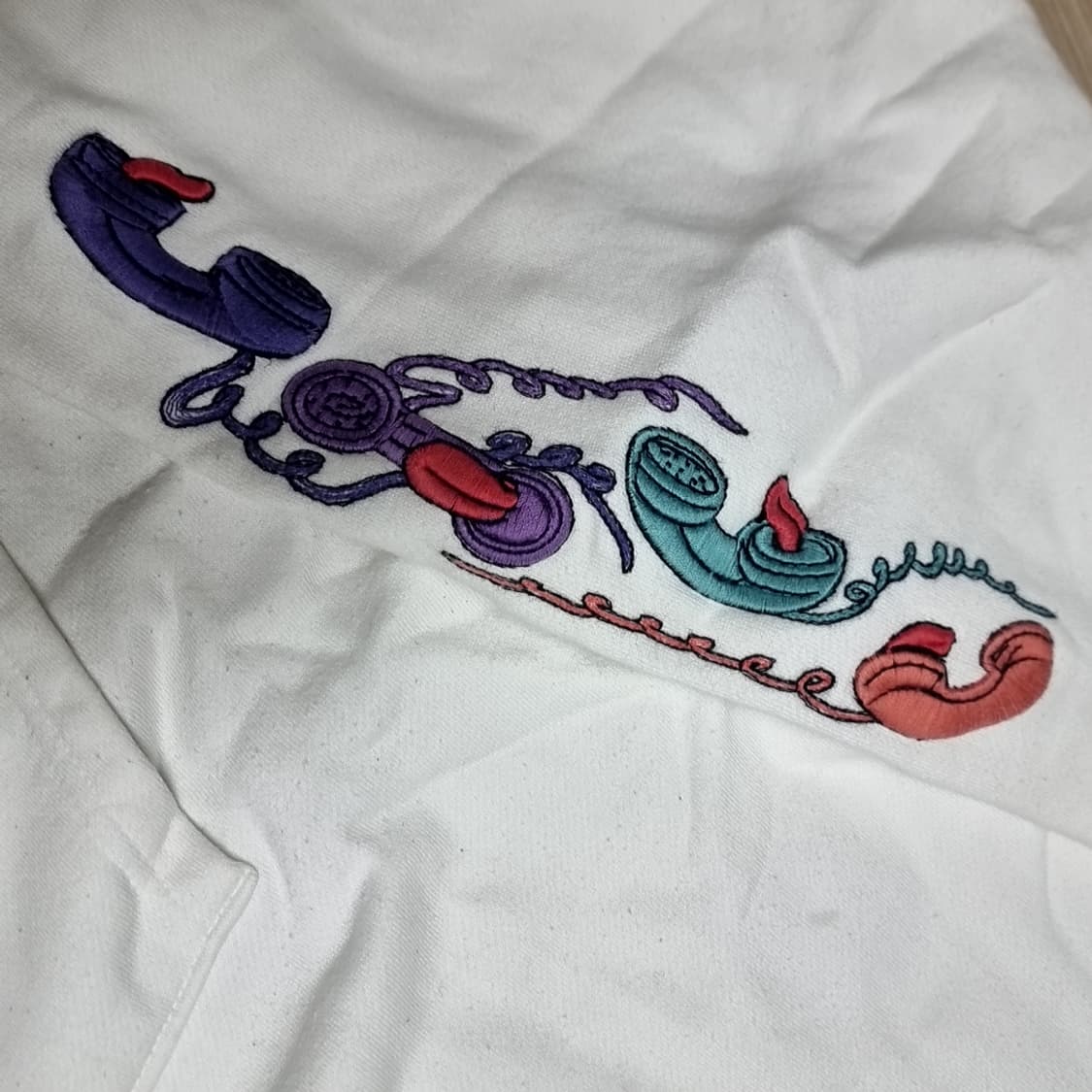 레프트얼론 화이트 후드티 프린팅 상품이미지3