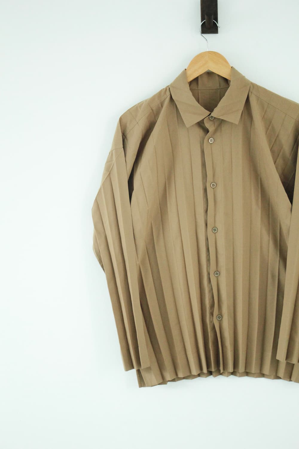 Homme Plisse Beige Shirt 상품이미지4