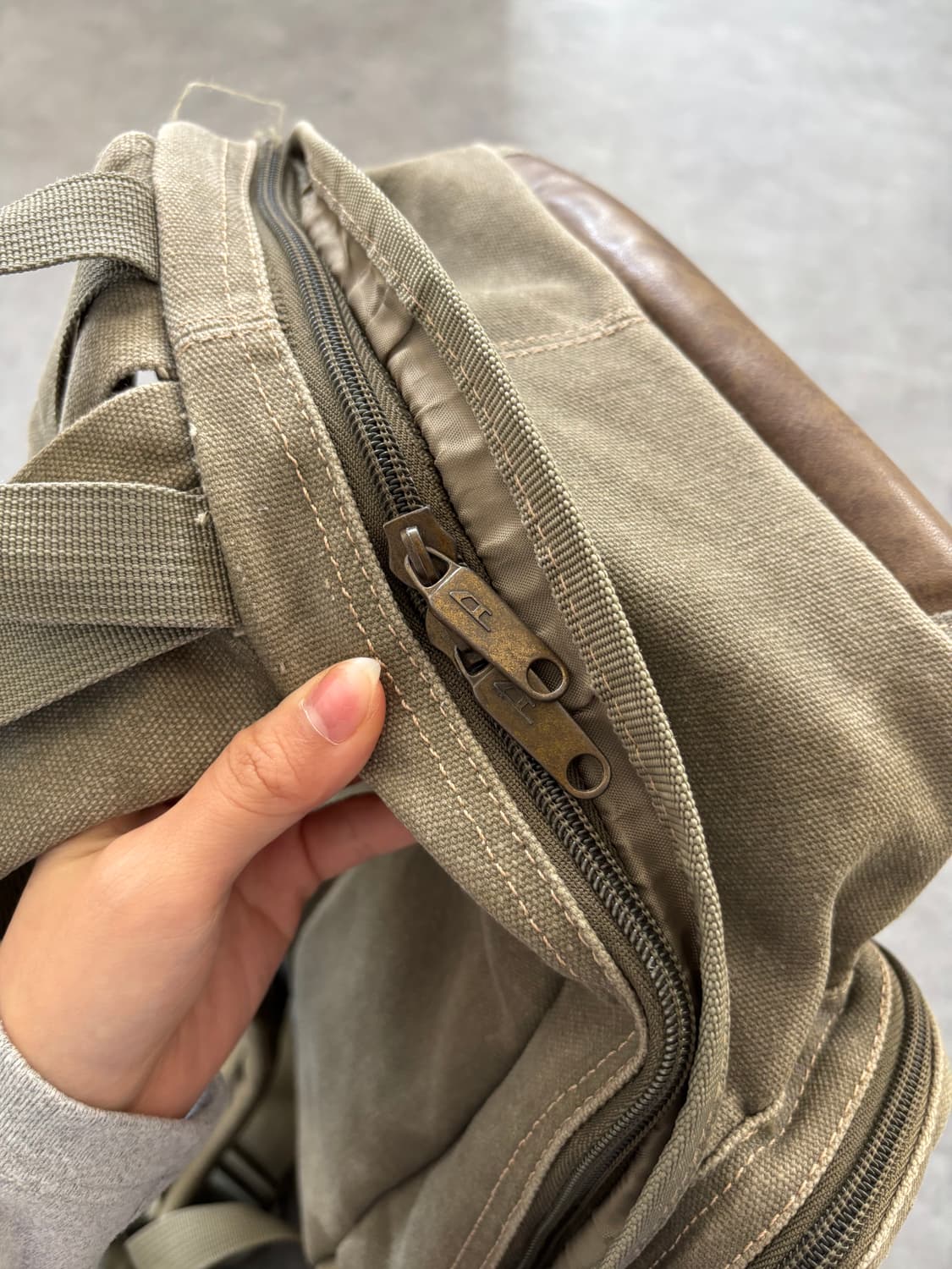 Diesel 디젤 90s 캔버스 레더 밀리터리 백팩  상품이미지5