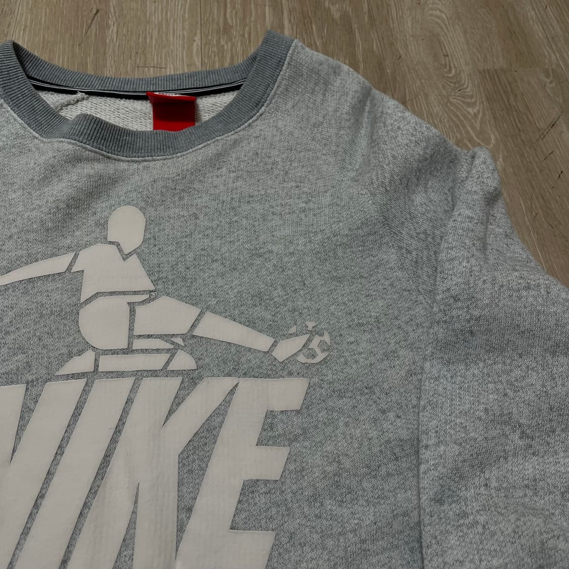 나이키 NIKE 스포츠웨어 빅 싸커로고 맨투맨 M(95) 상품이미지2