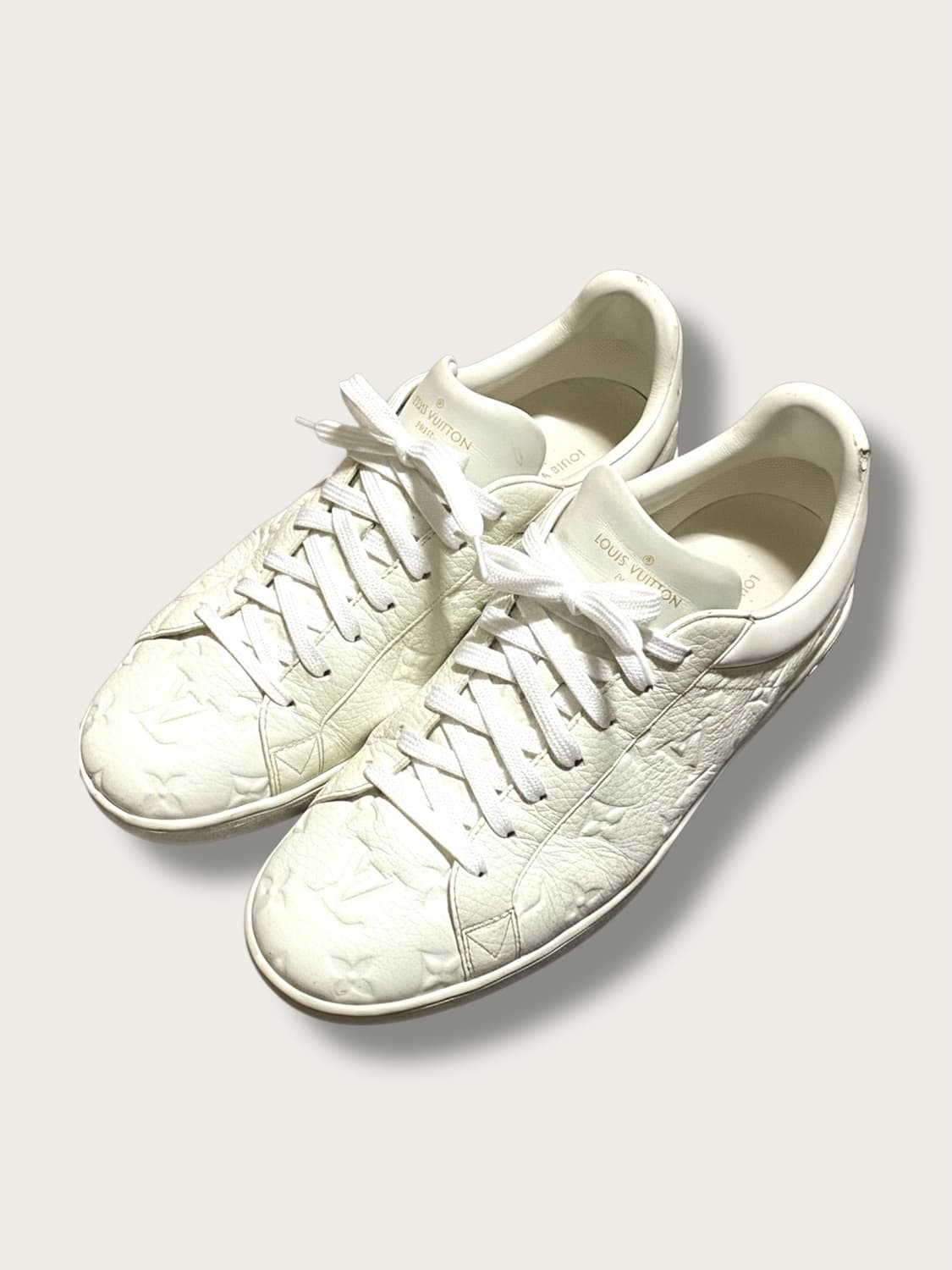 루이비통 화이트 스니커즈 7 (265정도) 상품이미지2