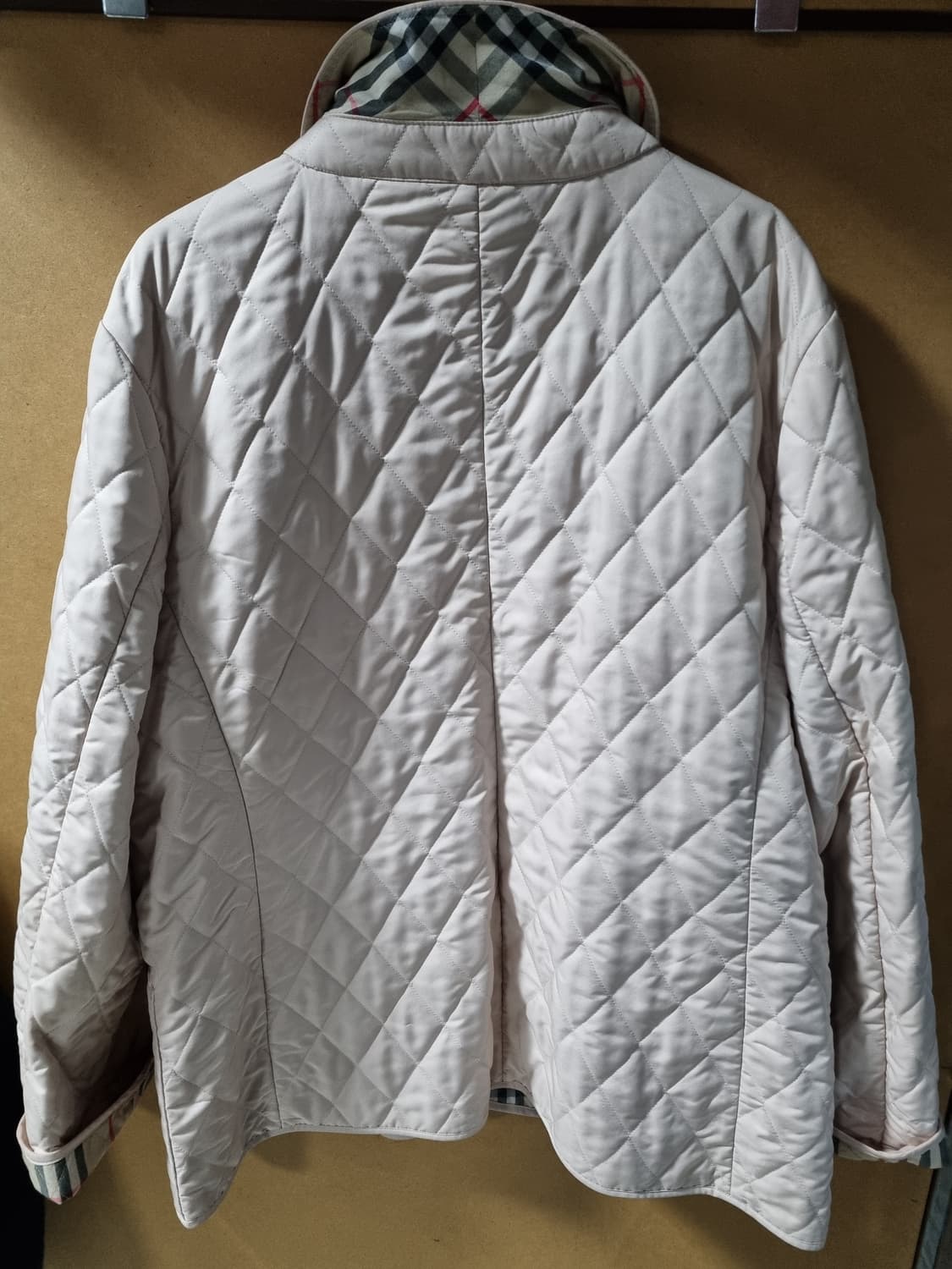 버버리 여성 퀼팅 자켓  상품이미지2