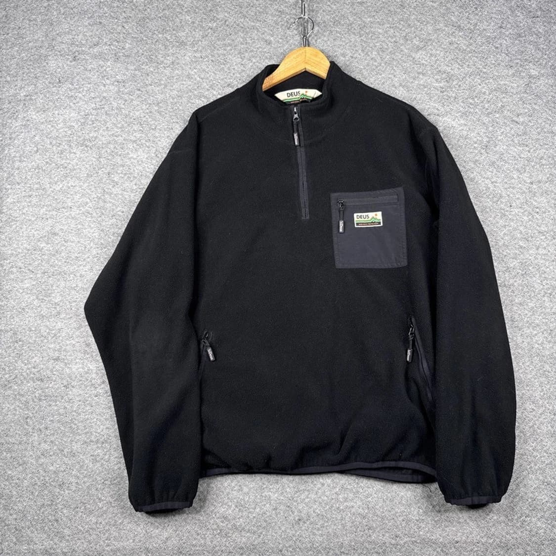 데우스 엑스 마키나 먼스터 하프 집업 폴라 플리스 상품이미지1