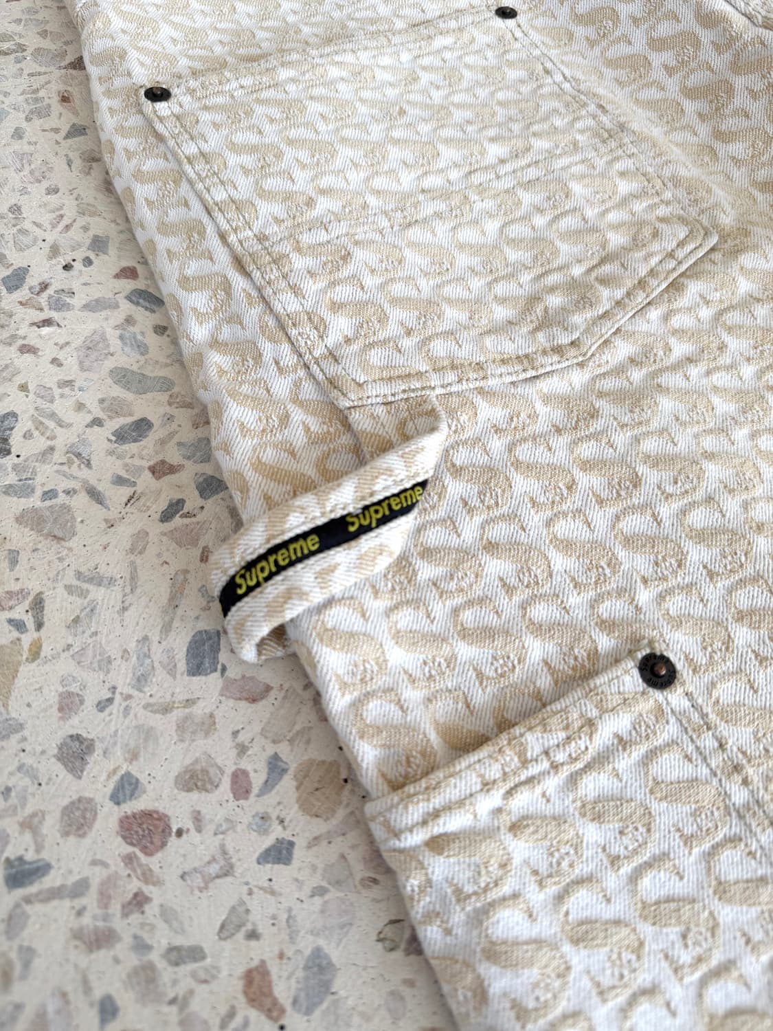 Supreme 모노그램 자수 더블니 워크 팬츠 상품이미지6