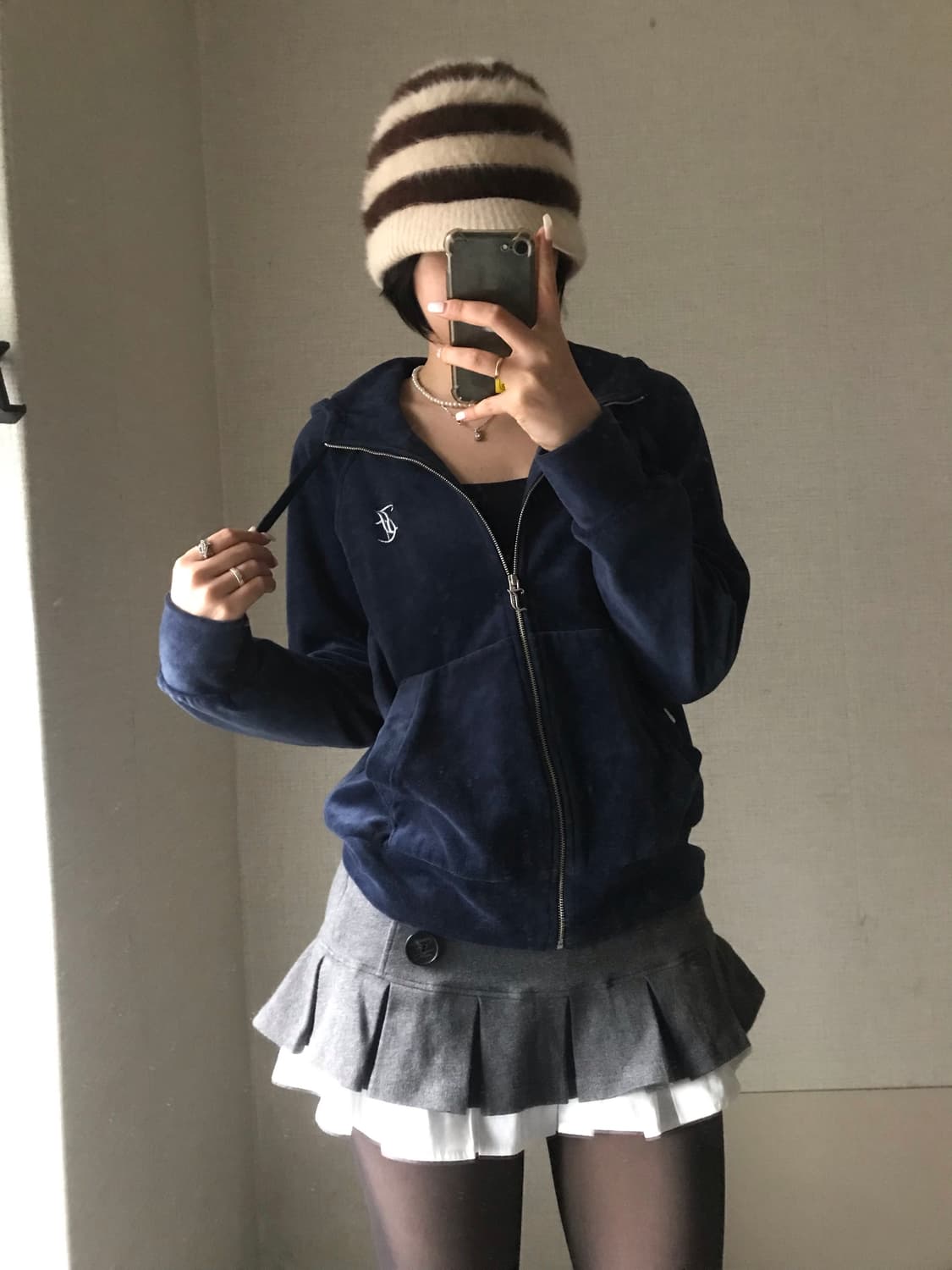 쥬씨꾸뛰르 네이비 벨벳 후드집업 상품이미지5