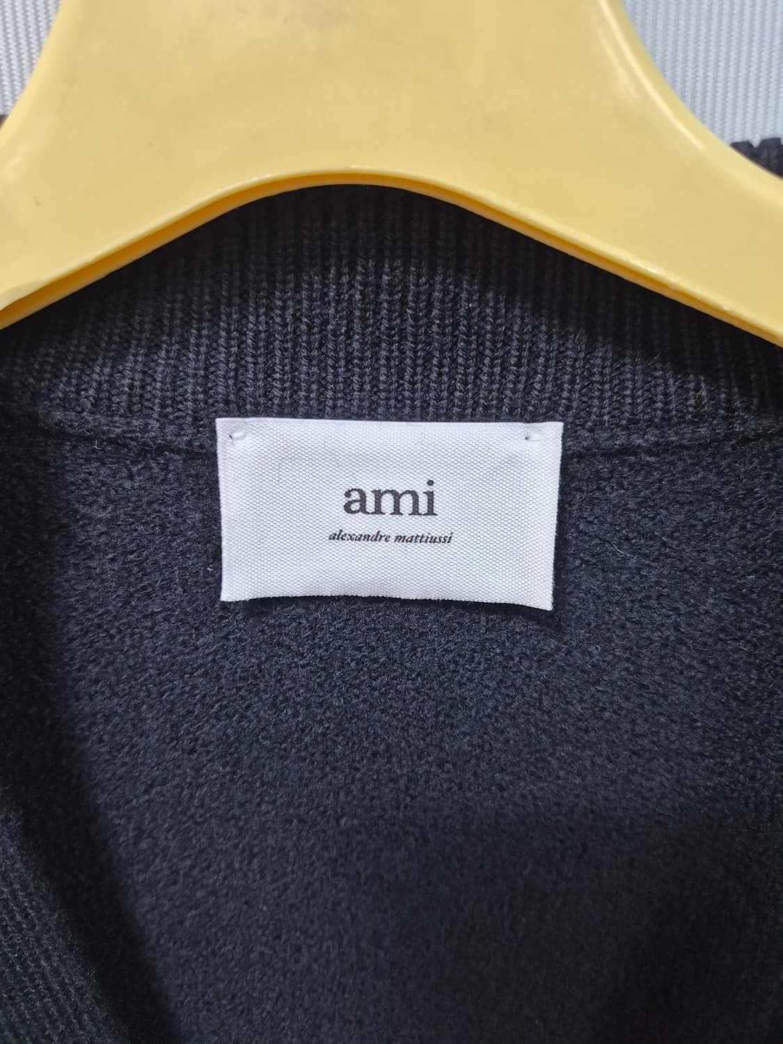 백화점판 23년 아미 빅 하트 블랙 가디건 오버핏 남성 XL 110 상품이미지3