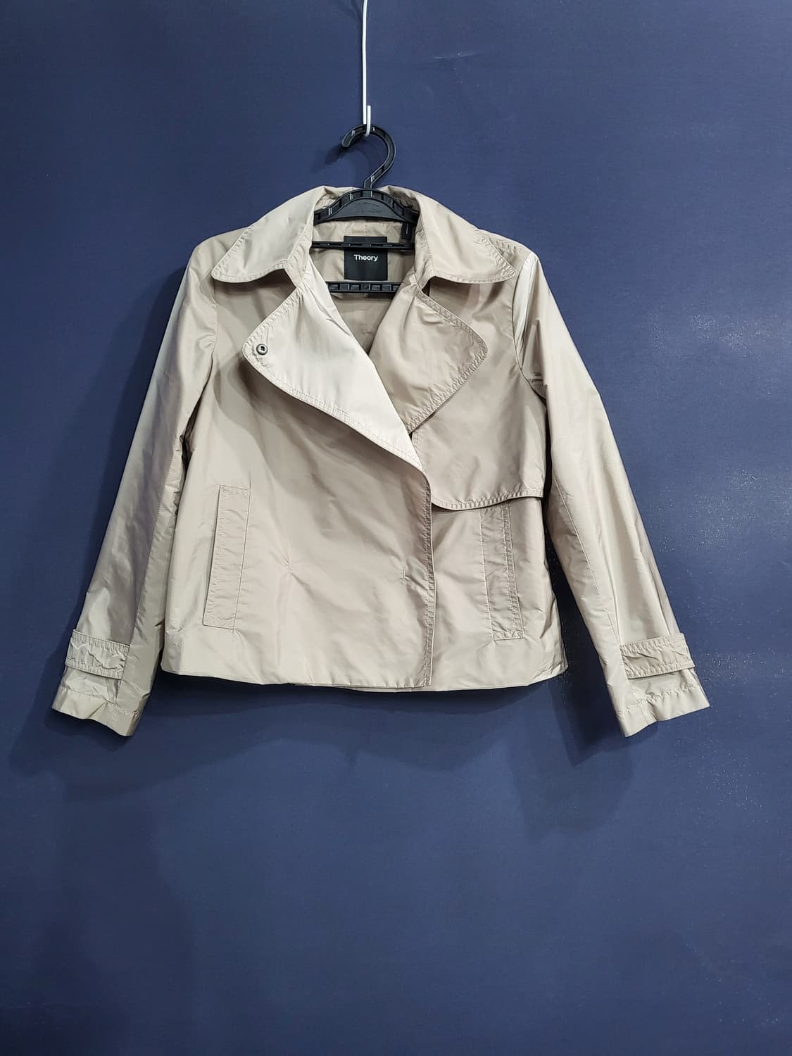 띠어리 크롭 나일론자켓 상품이미지1