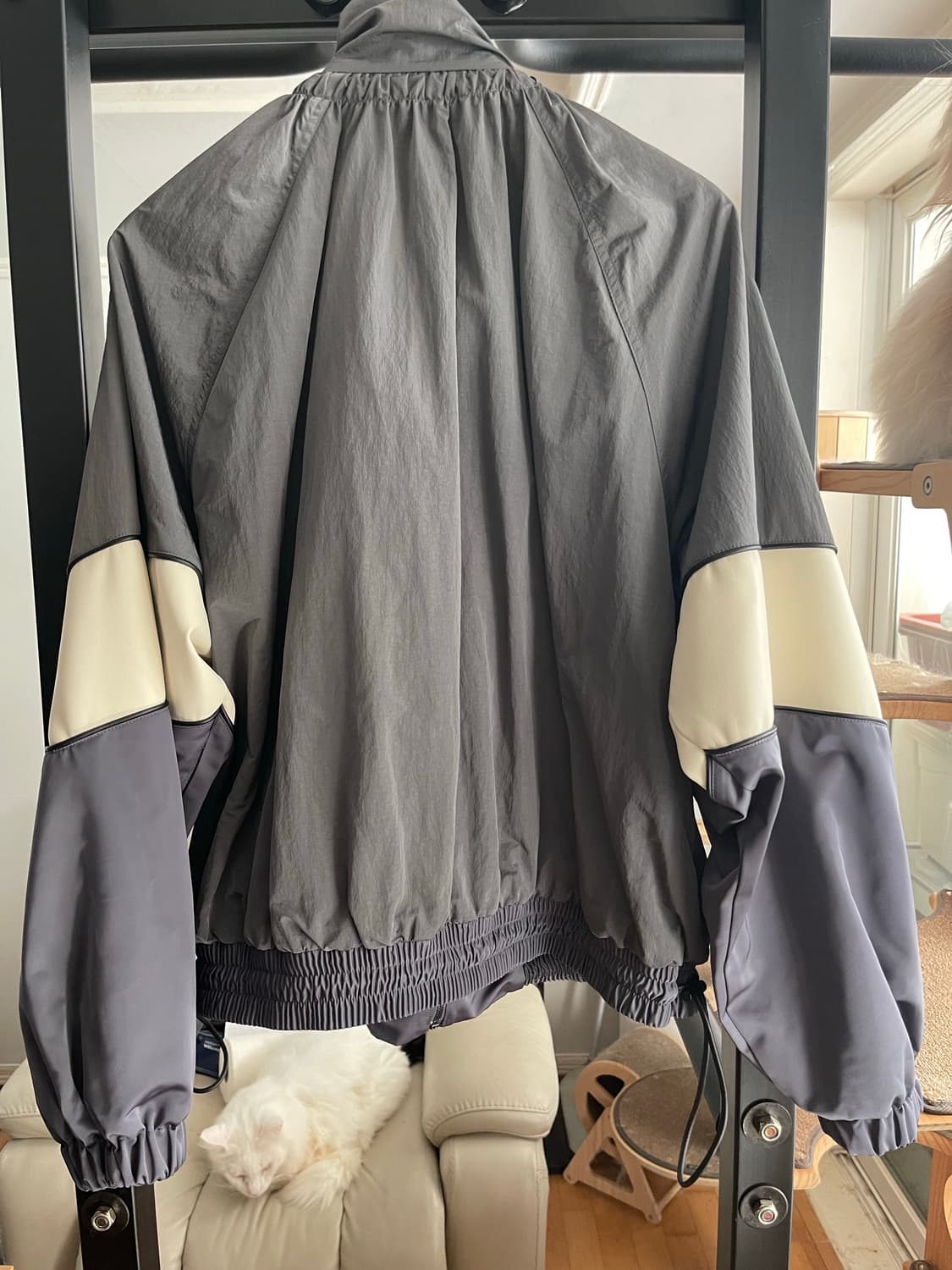 22fw 아더에러 mem 점퍼 그레이 a2사이즈 상품이미지2