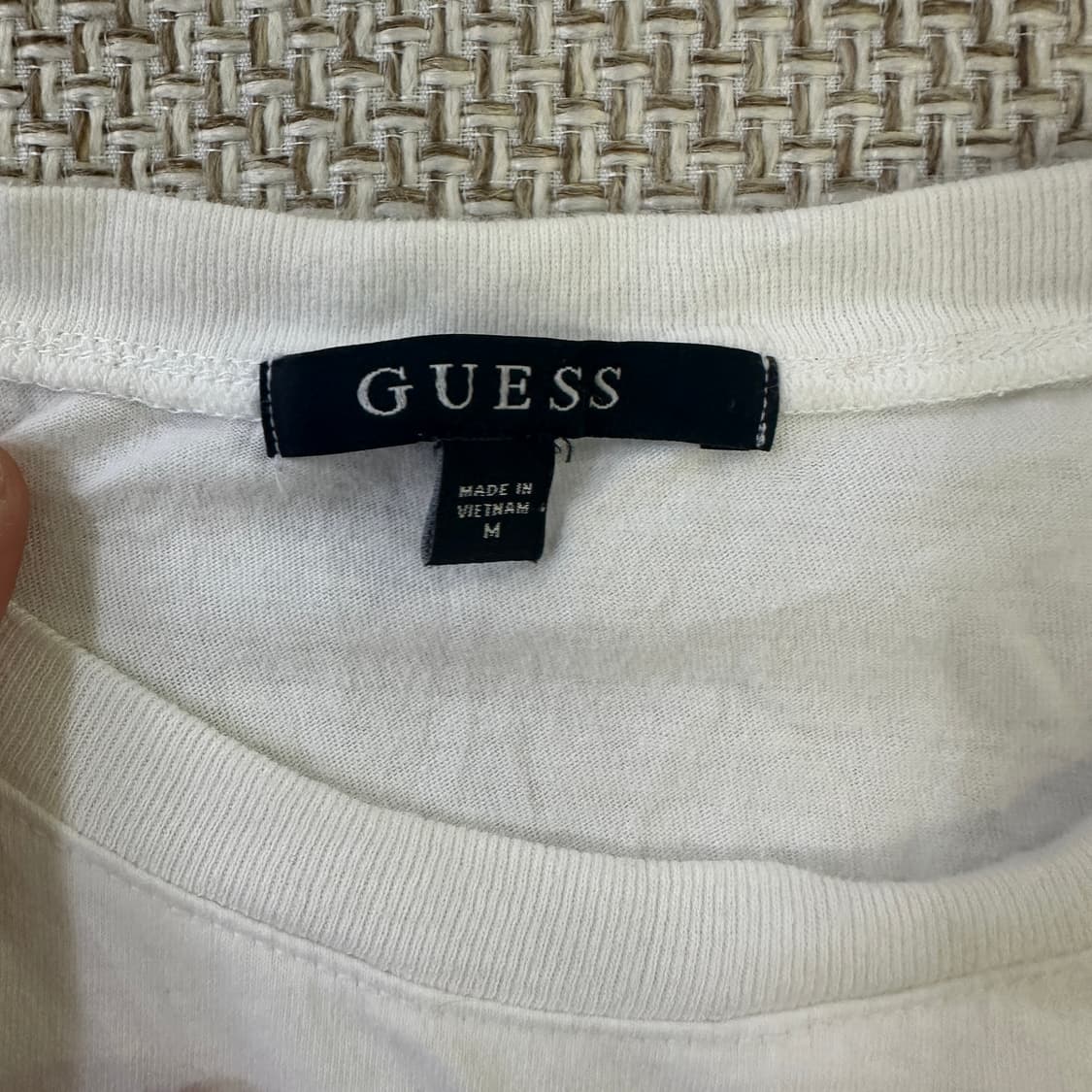 M 게스 라운드넥 반팔티 0421D 상품이미지2