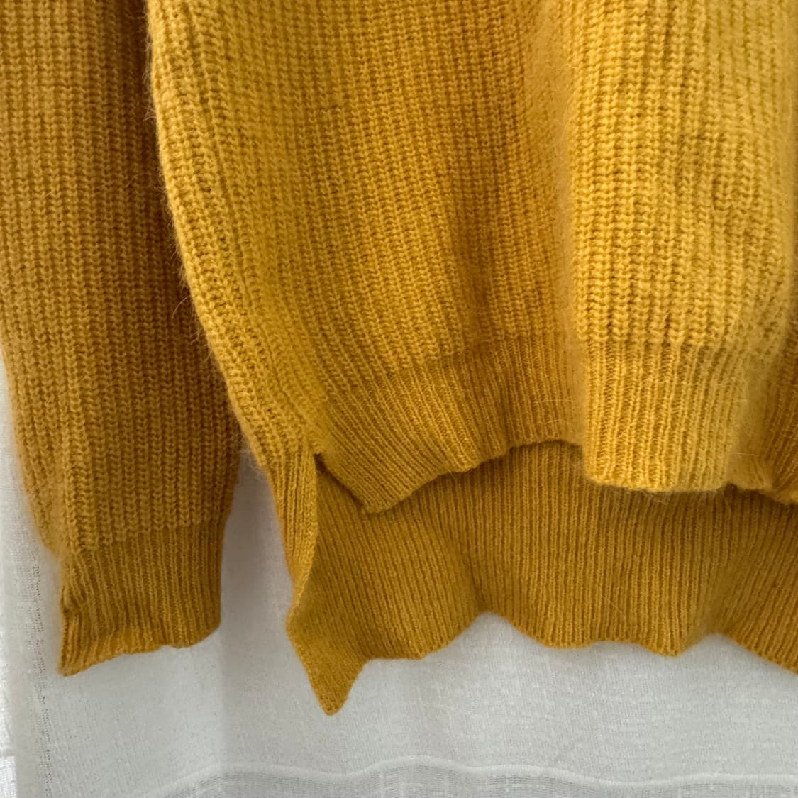 머스타드 포근 긴팔 니트 티셔츠 상품이미지6
