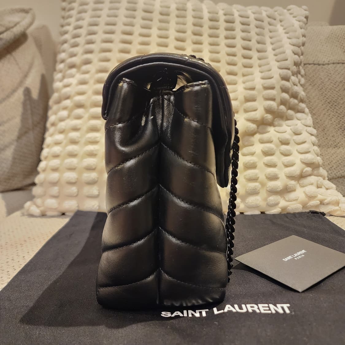 초민트급 생로랑 루루 스몰 숄더백 올블랙 상품이미지4