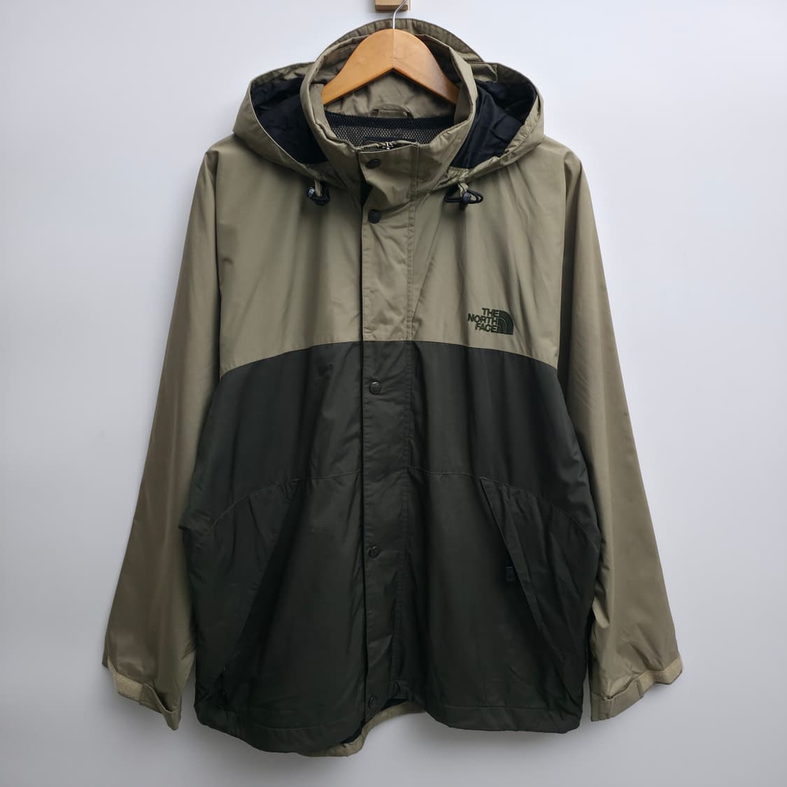 [XL] 노스페이스 마운틴 윈드브레이커 바람막이 카키 상품이미지1