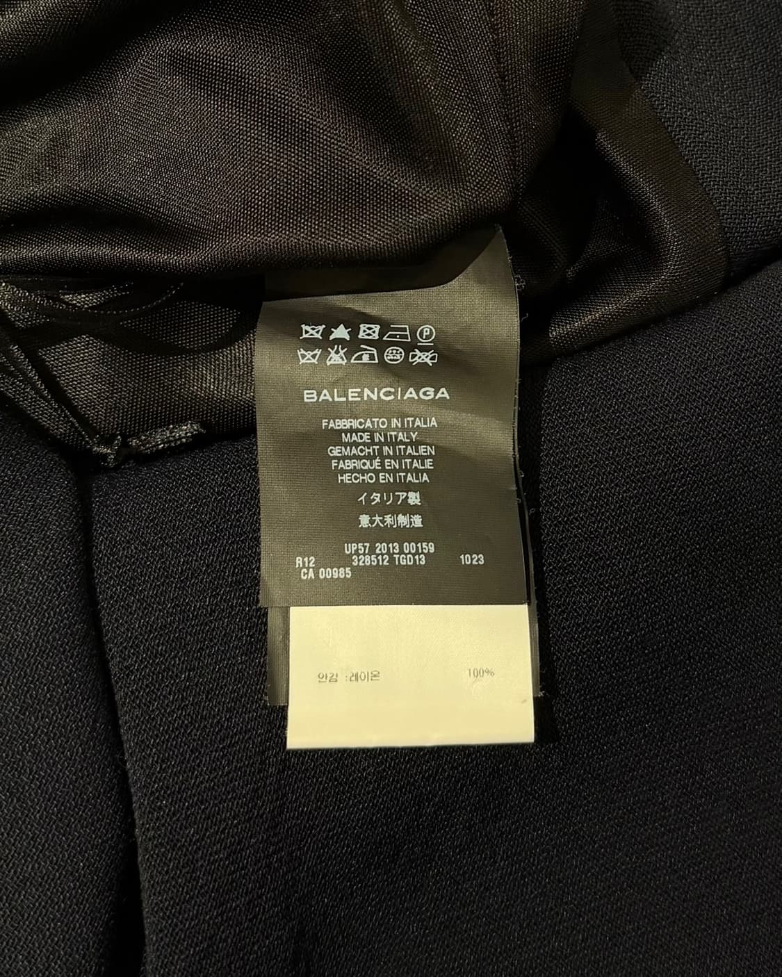 발렌시아가 블랙 언발란스 하프 슬리프 원피스 상품이미지8