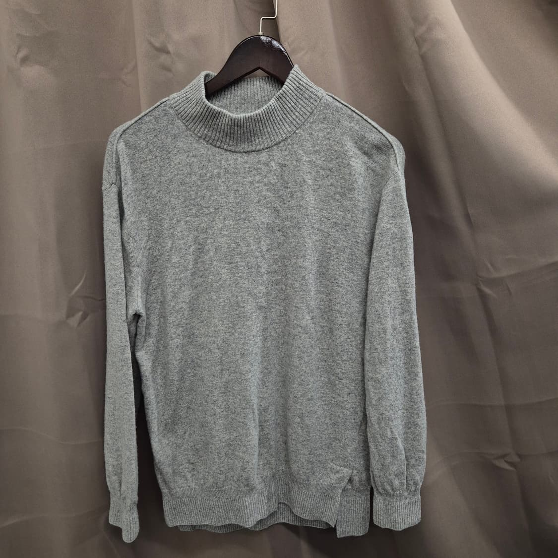 일꼬르소 울캐시 라운드 니트 100 상품이미지1