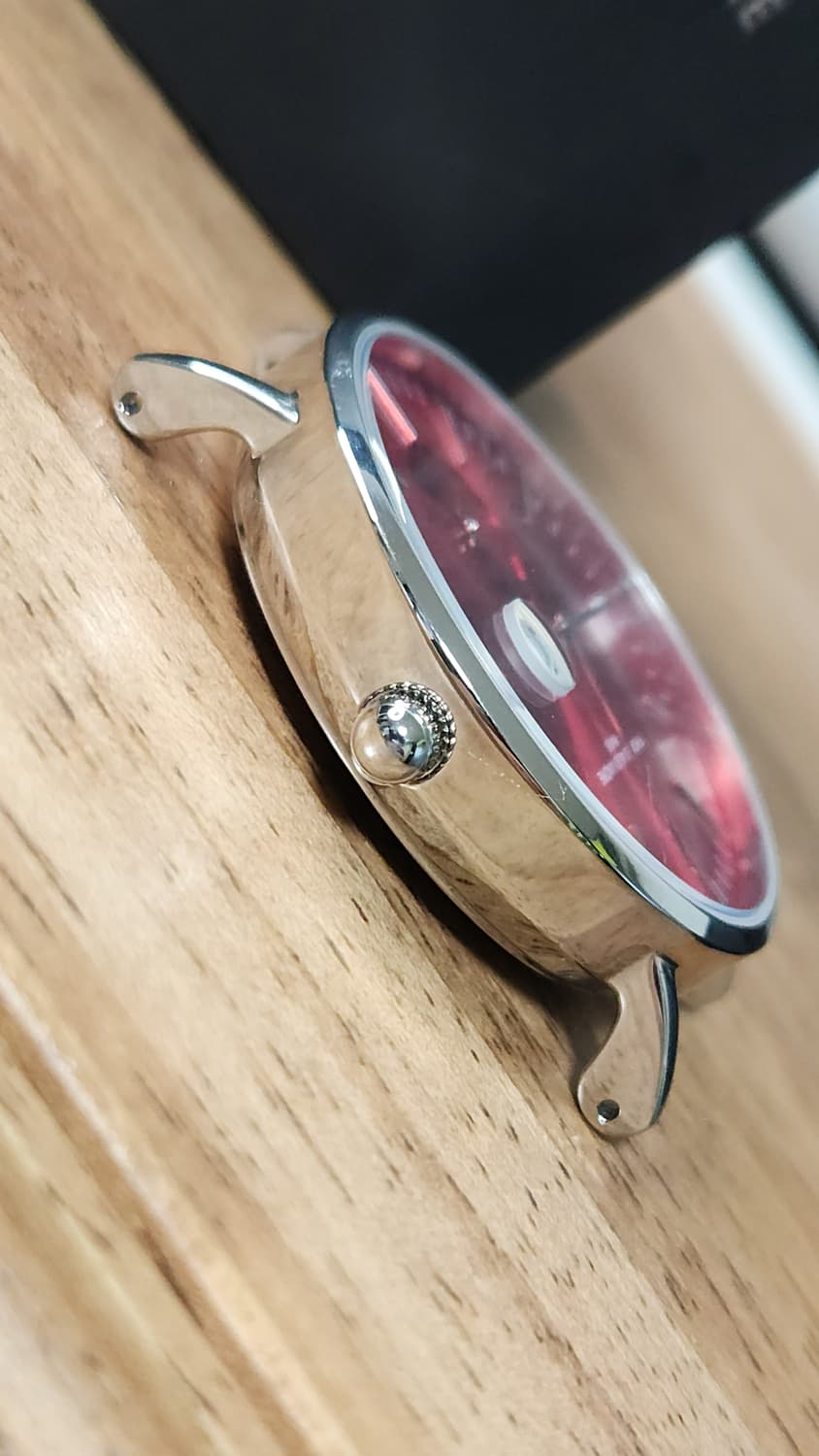 토마스 알렉산더 파리 정품입니다.
7047루피 정도에 판매되는 시계로 약 상품이미지7