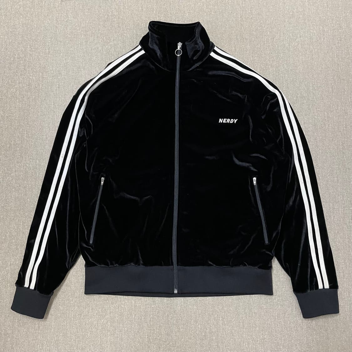 [택포] 널디 트레이닝복 벨벳 져지 트랙탑 블랙 L 상품이미지2