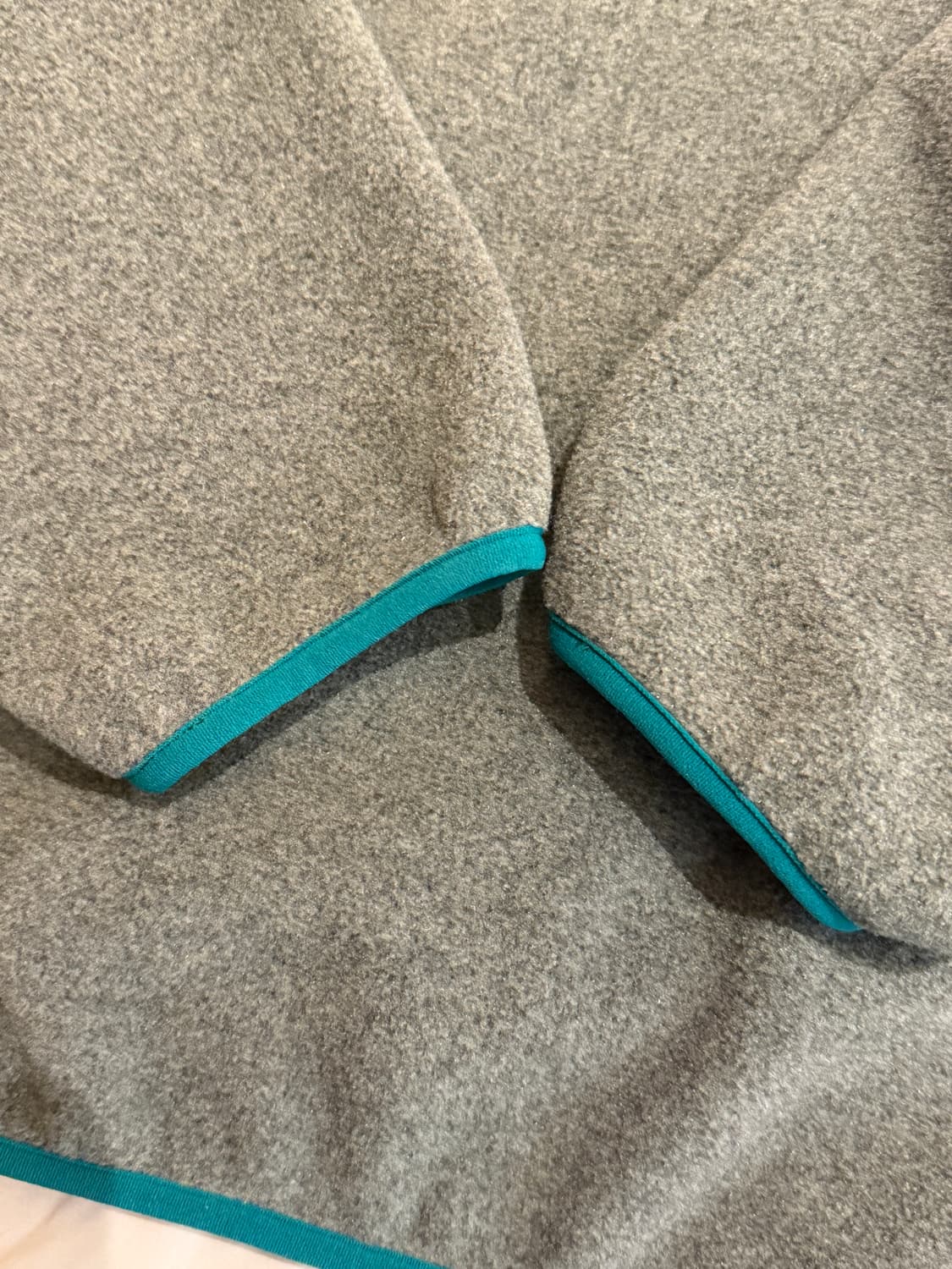 파타고니아 신칠라 리젠 그린 L 새제품 상품이미지3