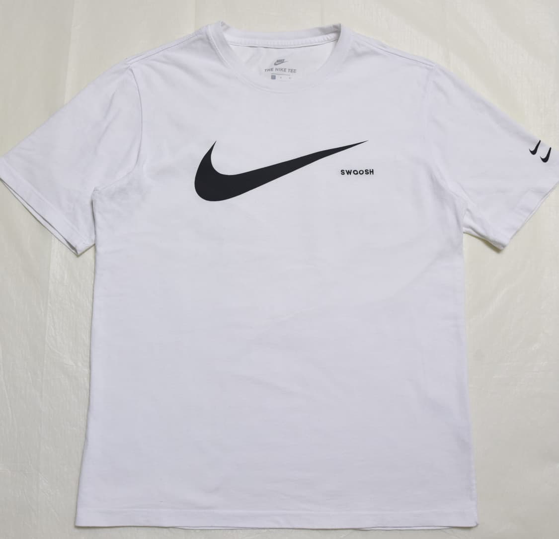 나이키 스포츠웨어 SWOOSH 프린팅 반팔 티셔츠 블랙 L 상품이미지2