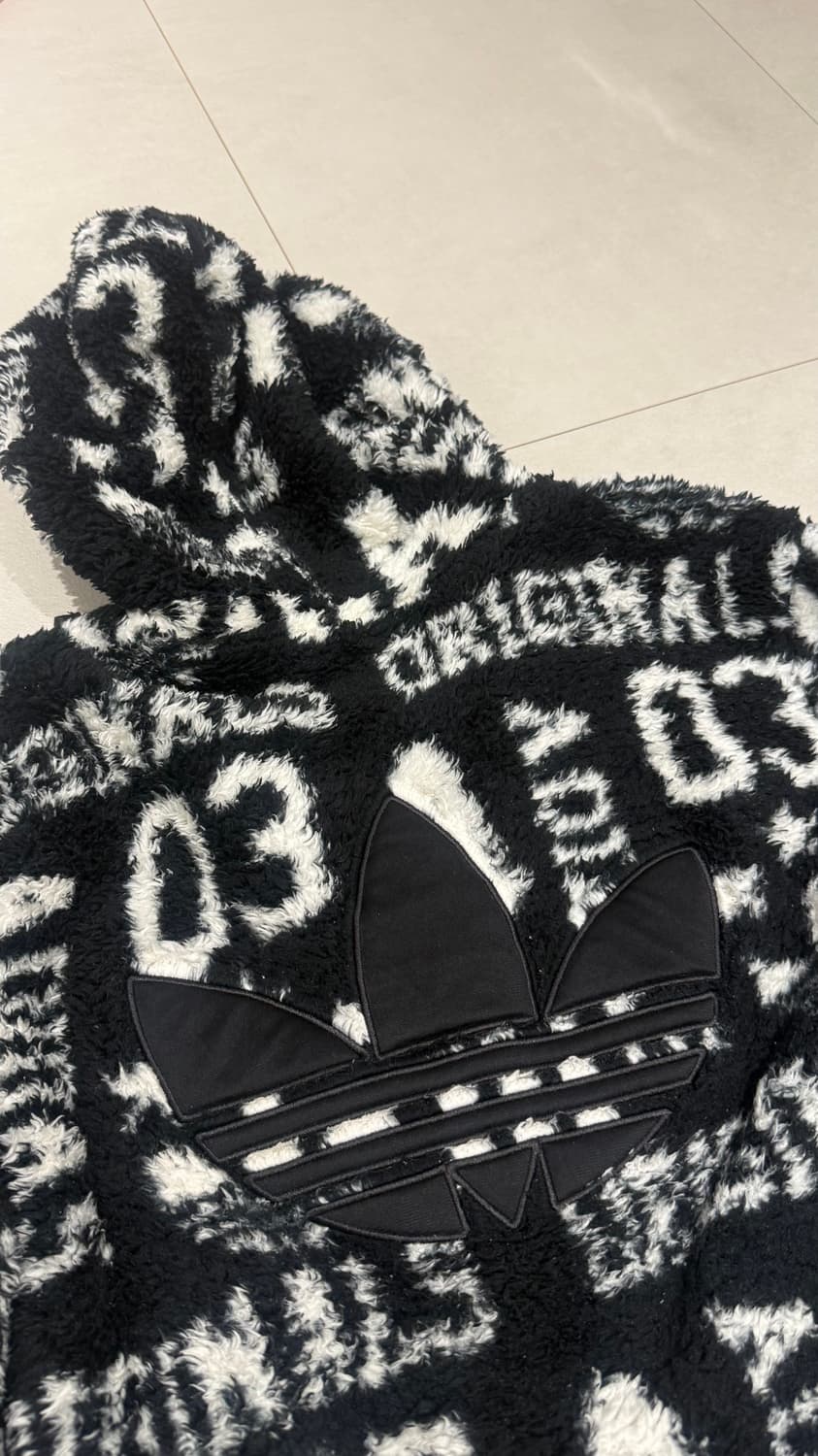 아디다스 양털 뽀글이 후리스 자켓 상품이미지2