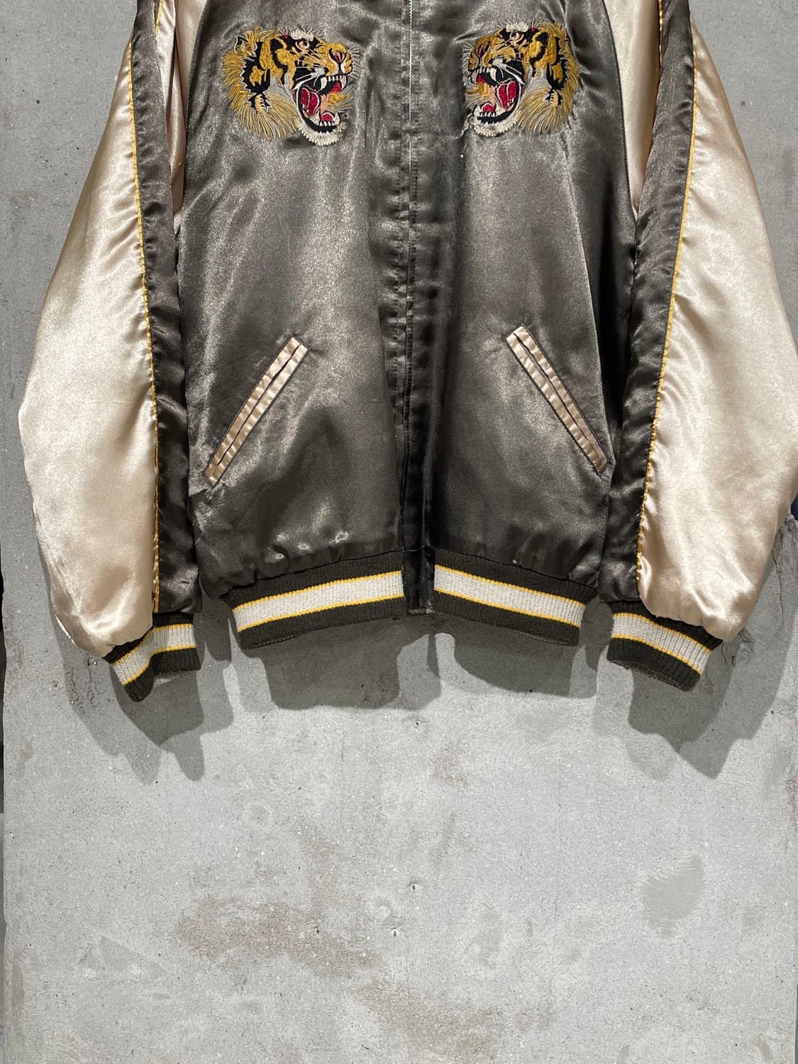 드래곤 플라이 타이거 선 라이즈 수베니어 리버시블 자켓 상품이미지3