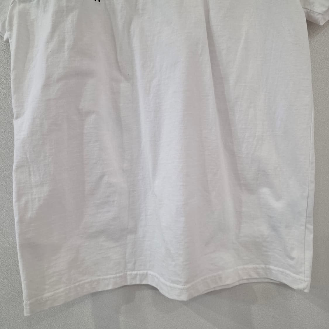 타미힐피거 흰색 로고 포인트 반팔티 S 상품이미지4