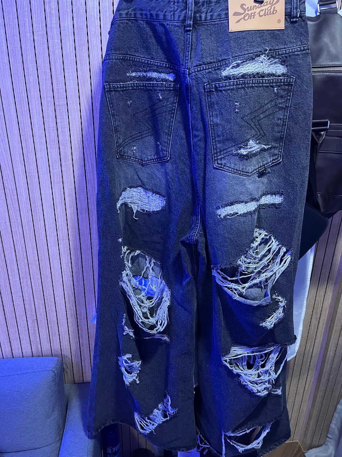 선데이오프클럽 디스트로이드 진 블랙 상품이미지3