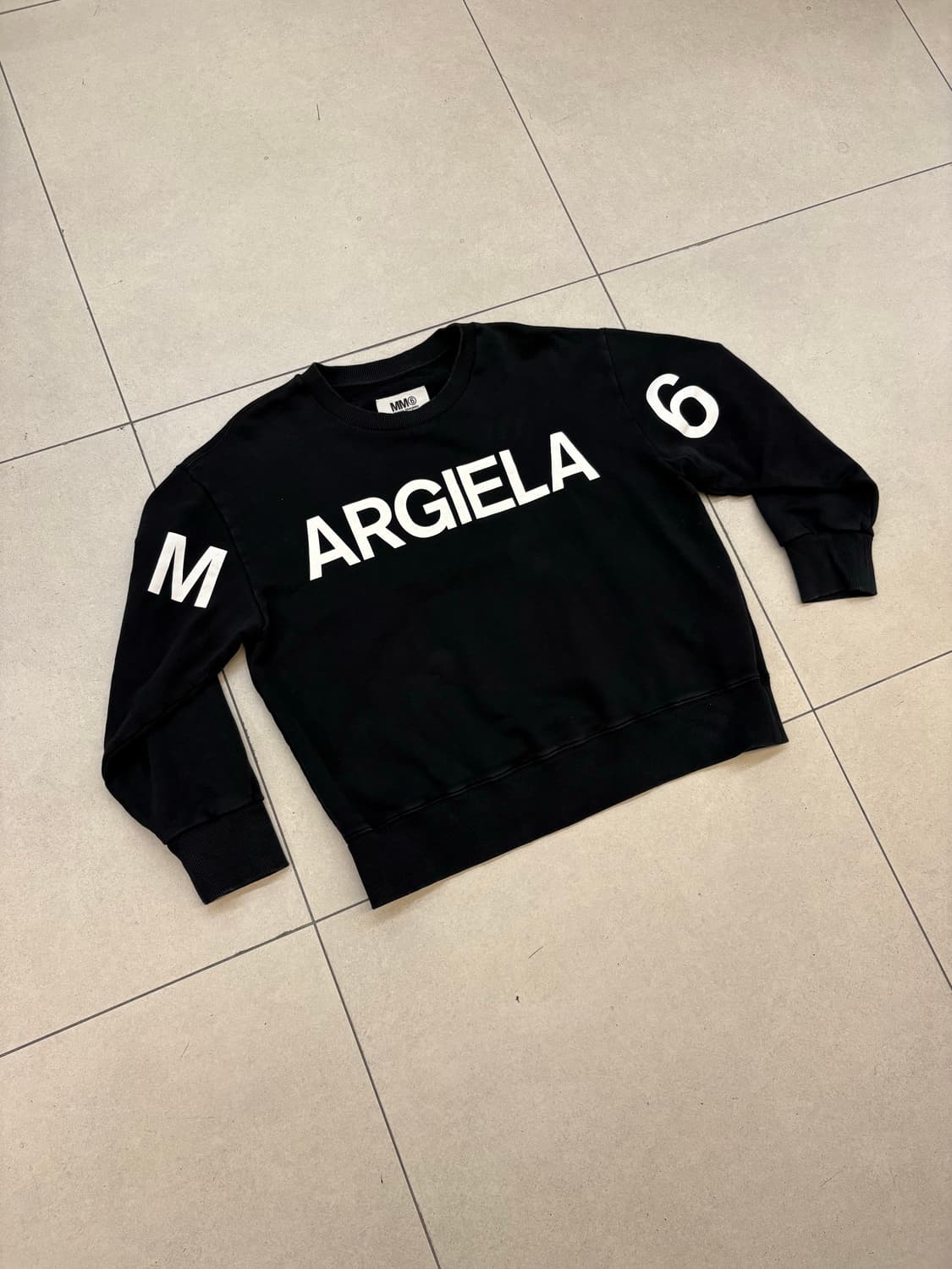 MM6 메종 마르지엘라 맨투맨 상품이미지4