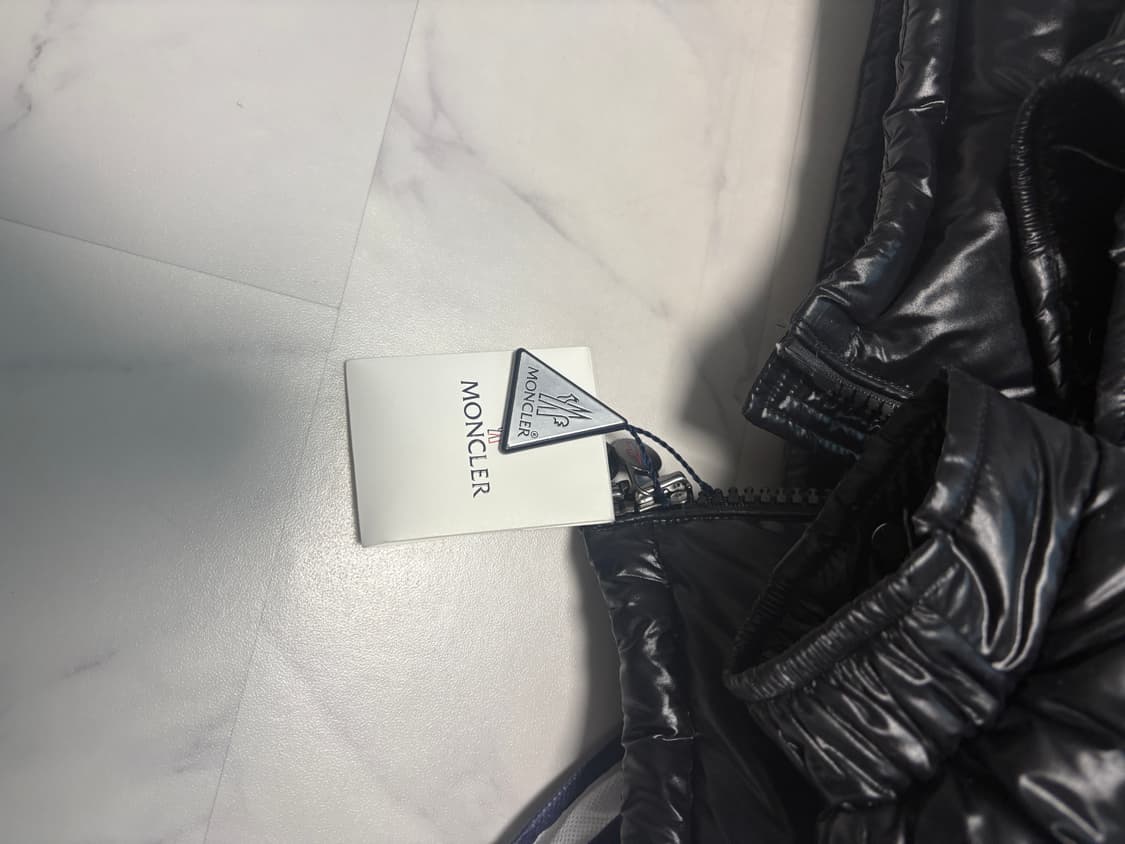 몽클레어 패딩 마야 4사이즈 새상품급 제품 판매 상품이미지8