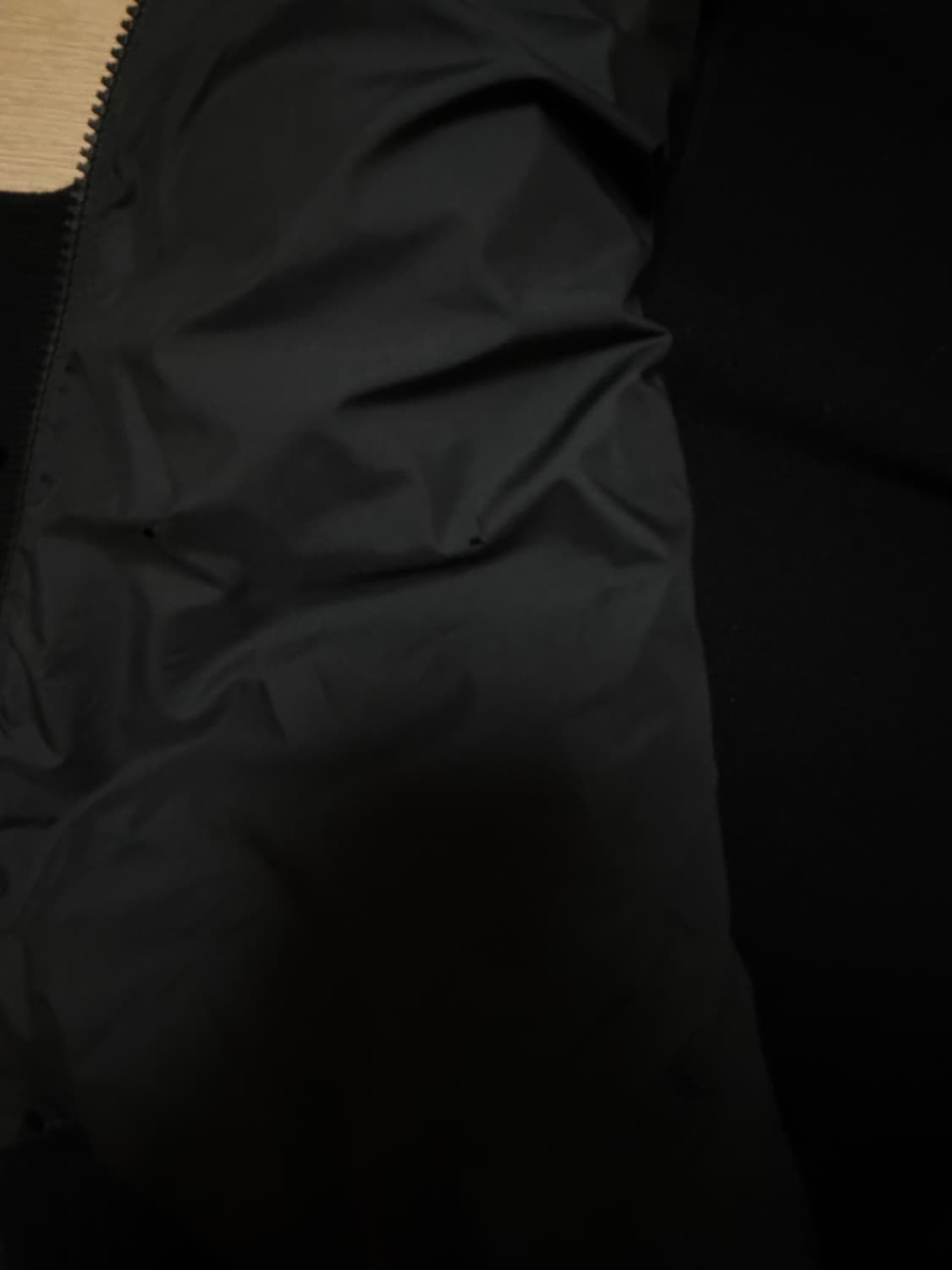 몽클레어 니트패딩 XXL 정품 QR인증 25년식 77 상품이미지7