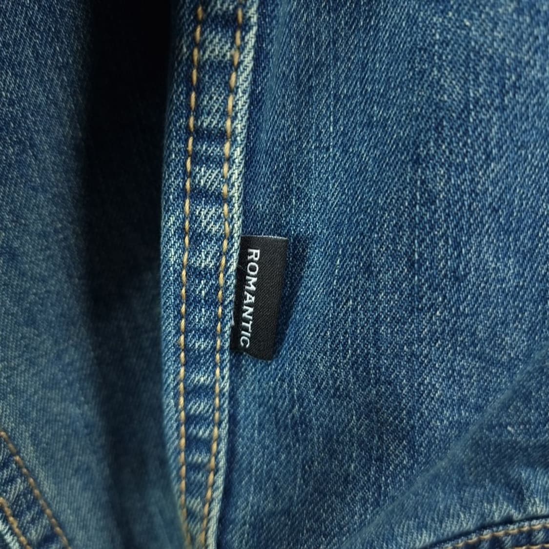 [로맨틱크라운] 데미지 디테일 페이즐리 도킹 데님 자켓 M18905 상품이미지6