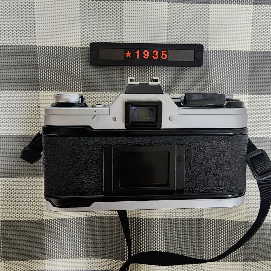 캐논 AE-1 필름카메라 실버바디 35-70 줌렌즈 상품이미지4