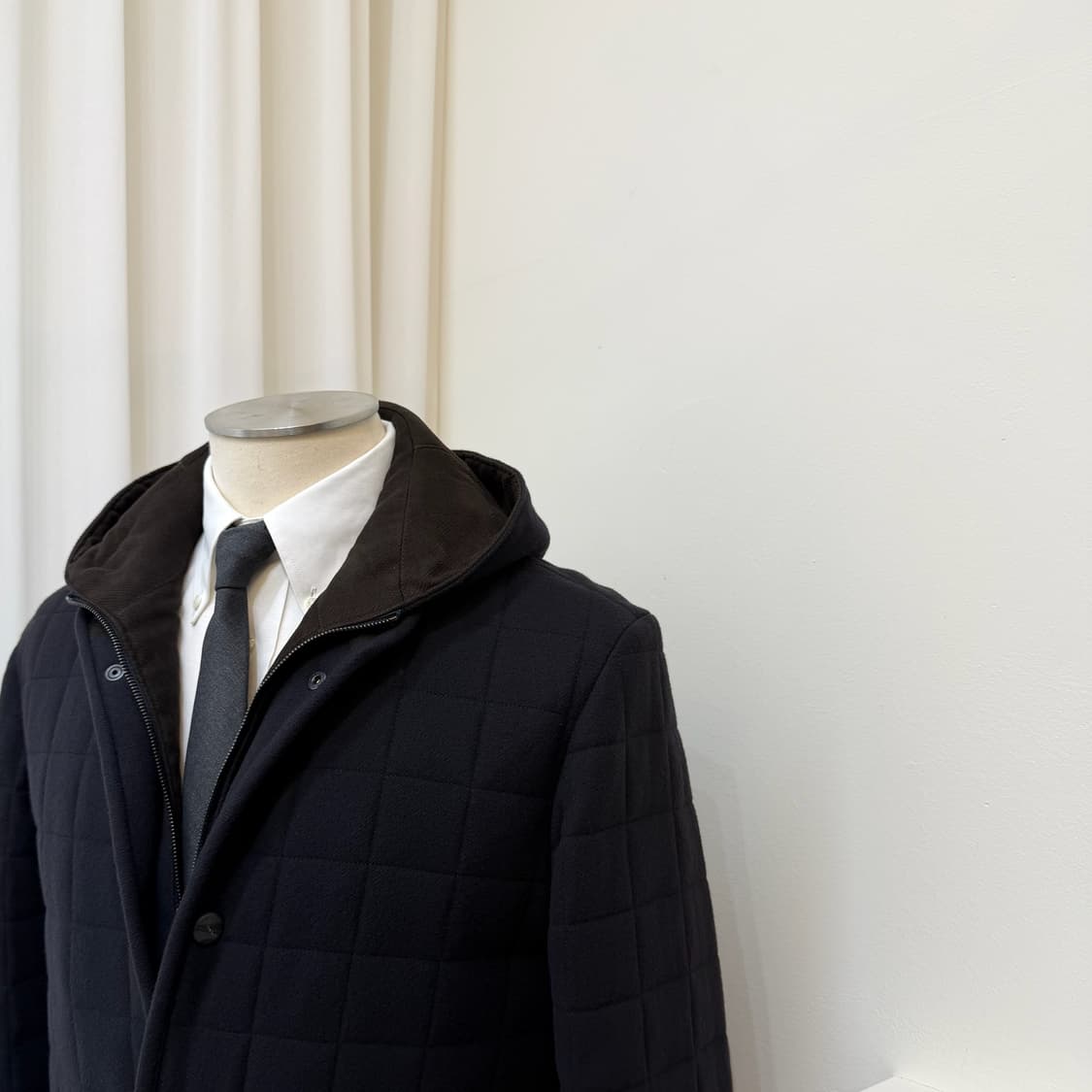 Corneliani ID 울캐시미어 퀼팅 후드 자켓 상품이미지3