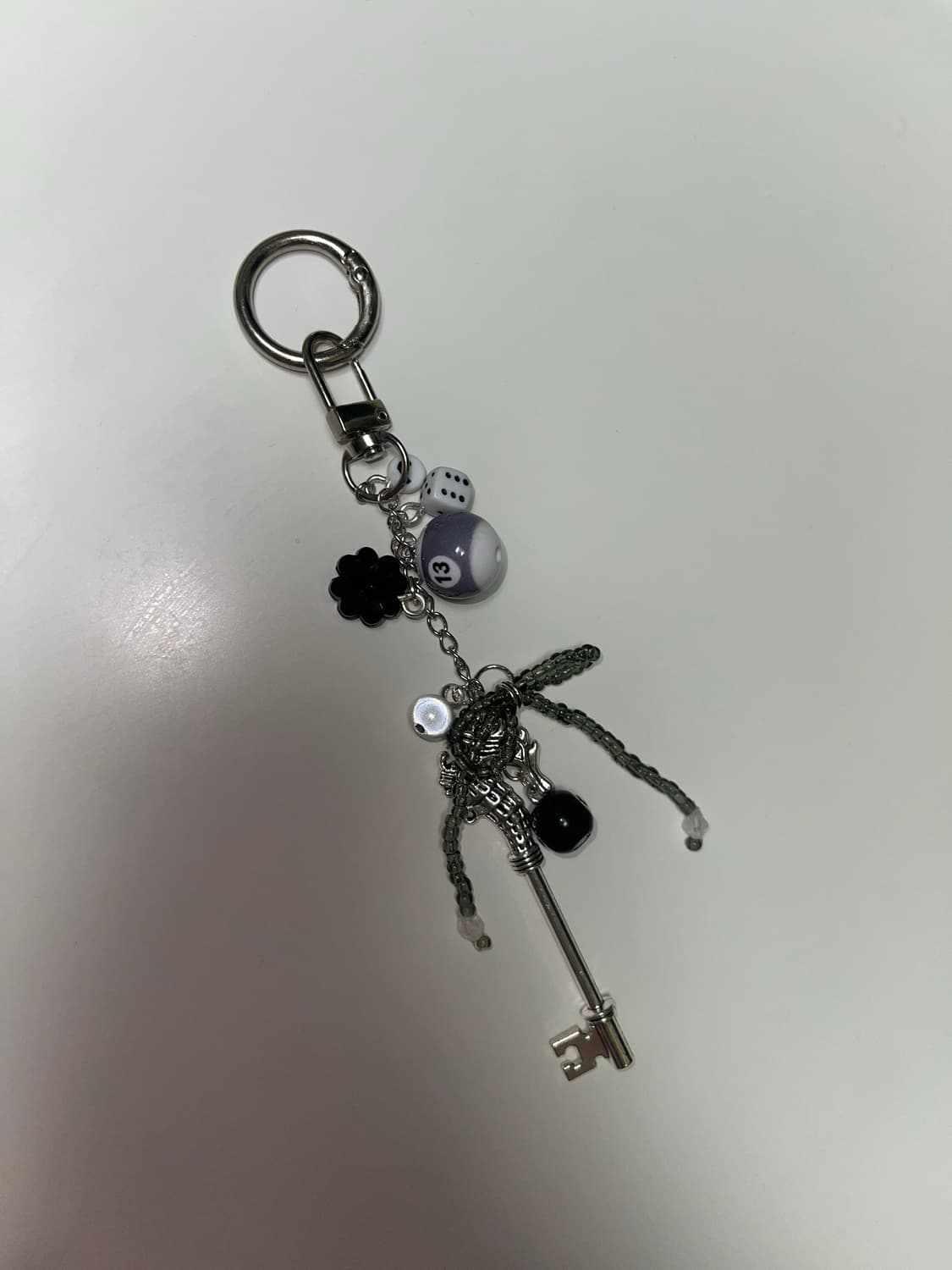 핸드메이드 에잇볼 키링 (이니셜 추가 가능) 상품이미지4