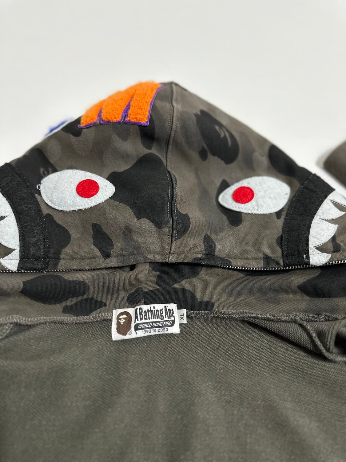 베이프 샤크 후드집업 흑카모 XL 상품이미지4