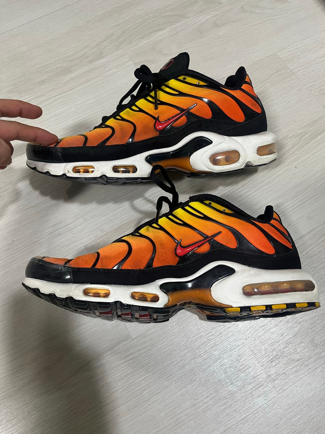 나이키 에어맥스 플러스 옐로우 280mm 상품이미지4