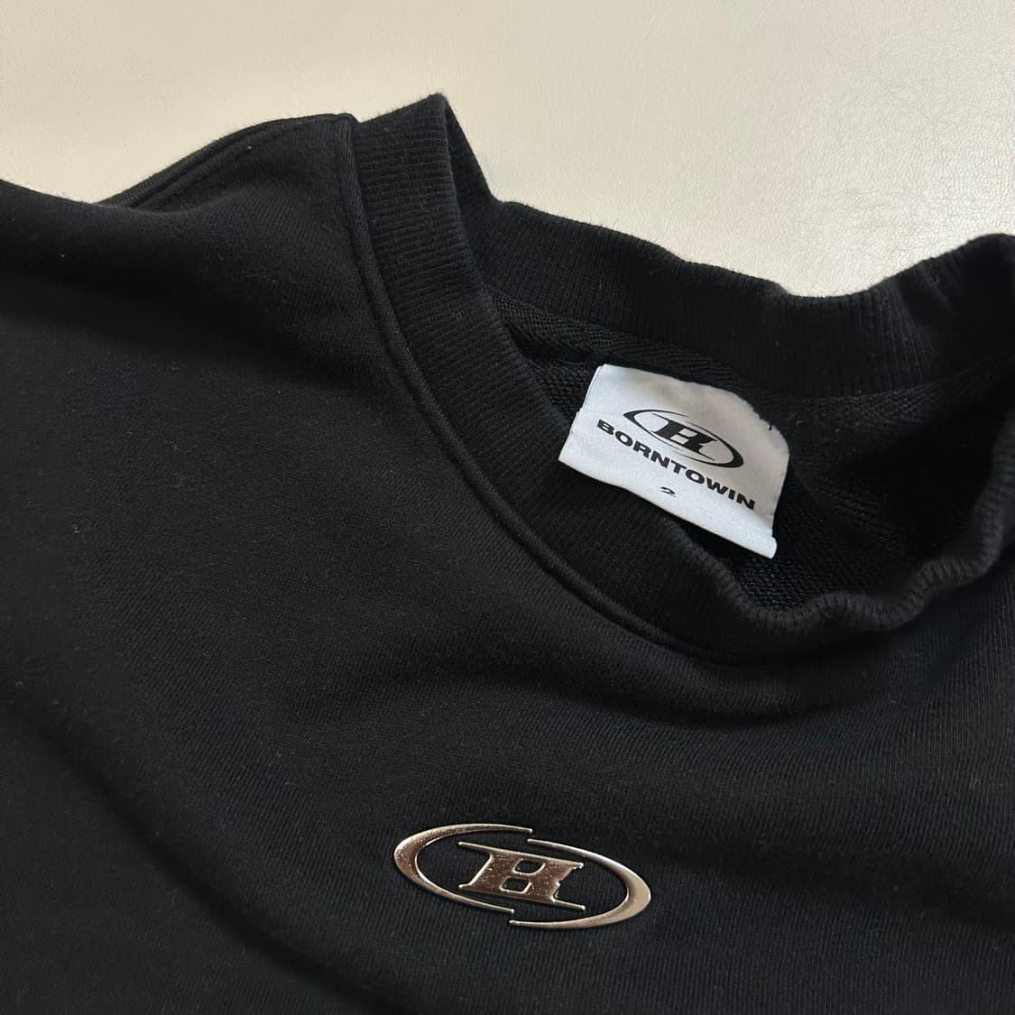 본투윈 크롬 로고 맨투맨 상품이미지2