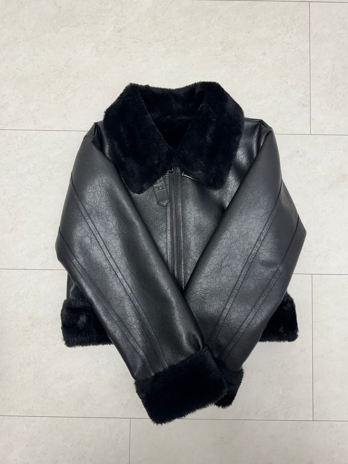 보헤미안서울 무스탕 24FW 상품이미지3