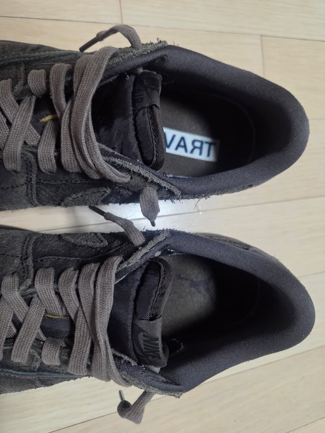 [275] 나이키 조던 1 트래비스 스캇 벨벳 브라운 상품이미지6