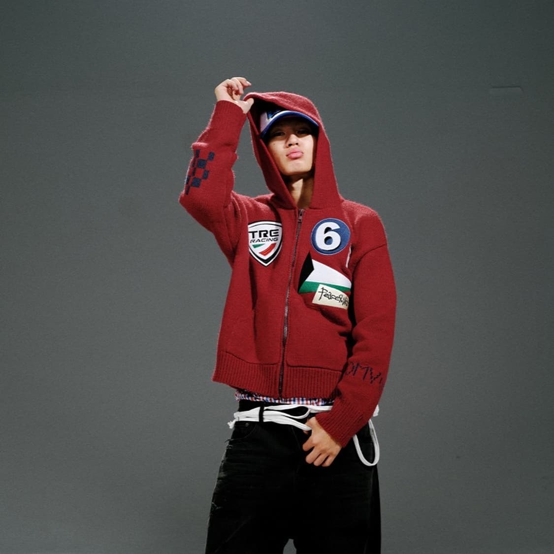 [TRECLUB] 레이싱 패치 레드 니트 후드 집업 상품이미지2