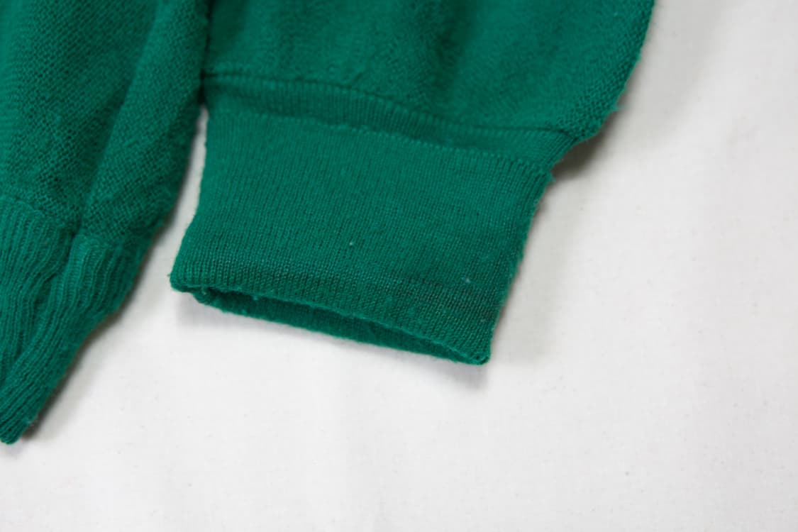 80s IZOD 라코스테 아크릴 V넥 니트 딥 그린 상품이미지4