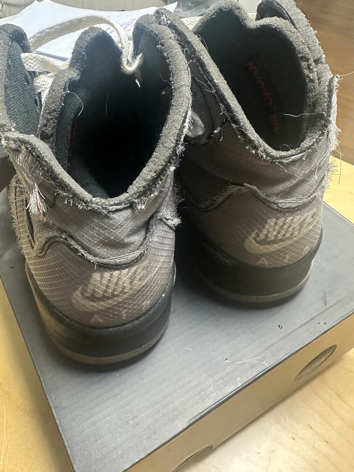 조던5 오프화이트 모슬린 상품이미지3