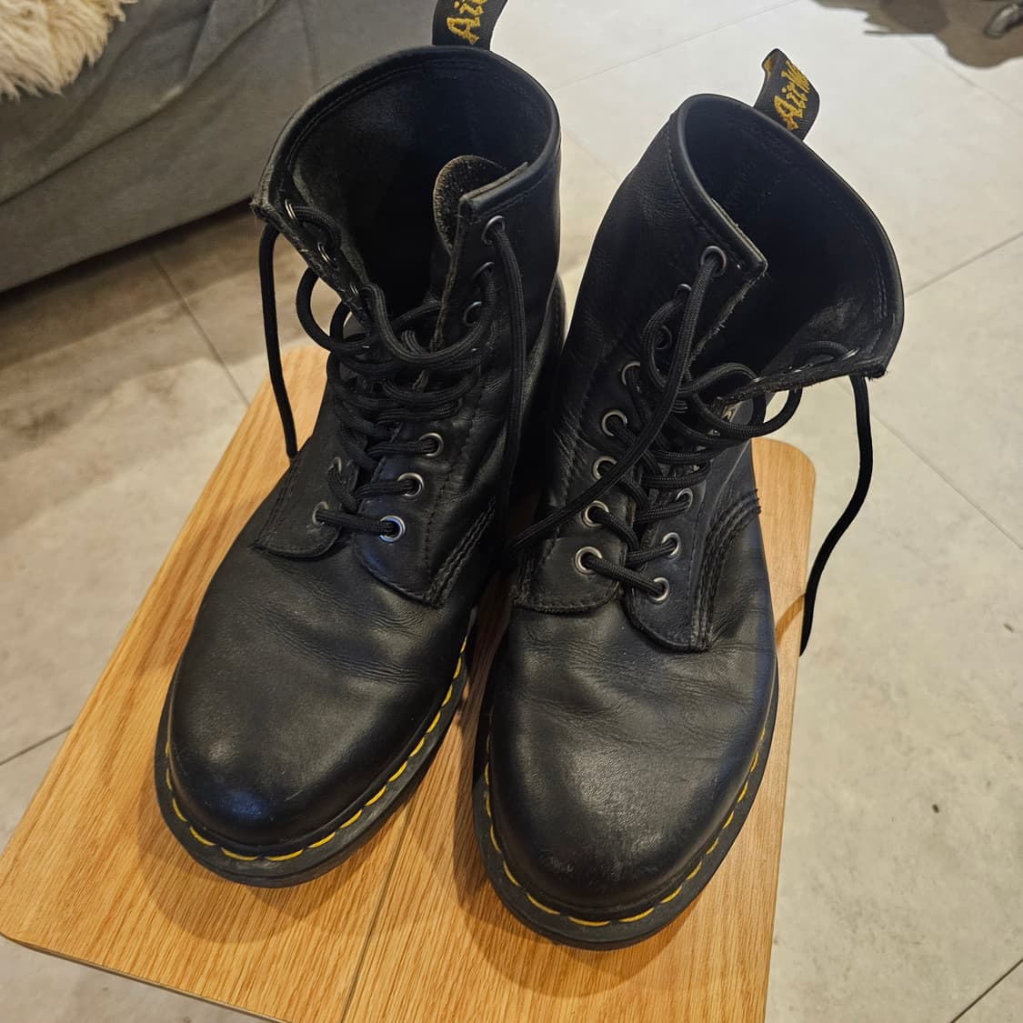 260 닥터마틴 8홀 부츠 상품이미지2