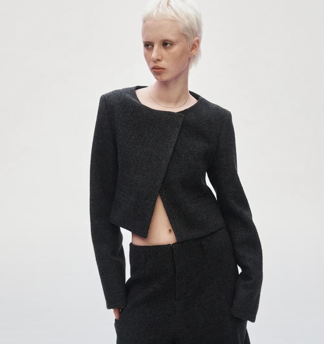 트리밍버드 Crop Tweed Set-up Jacket [ Charcoa 상품이미지1