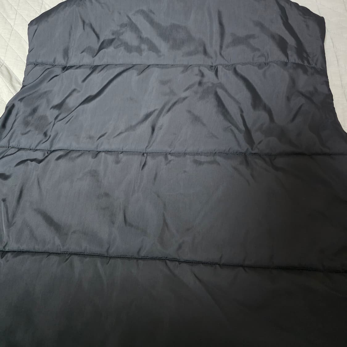 [L] 윌리차바리아 패딩 베스트 블랙 상품이미지8