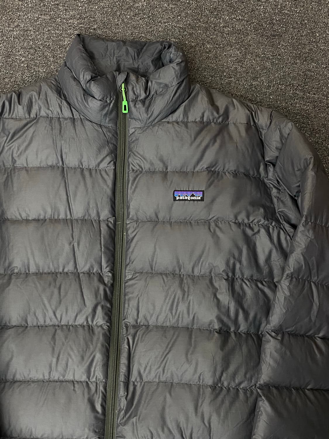 Patagonia 파타고니아 구스다운 경량패딩 상품이미지2